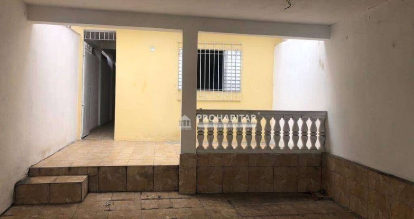 Sobrado com 3 quartos para alugar no Jardim Lucélia