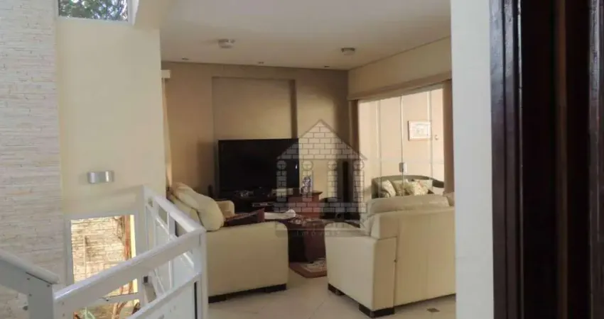 Sobrado com 4 quartos, ótima localização à venda no jardim prudência