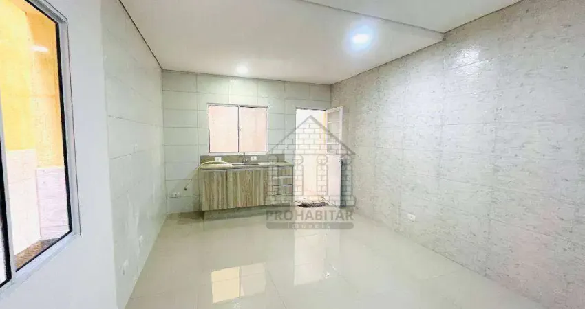 Casa com 2 quartos para alugar na Rua Carnac, --, Jardim São Judas Tadeu, São Paulo