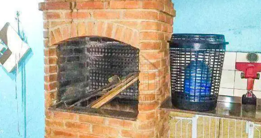 Casa com 3 quartos à venda na Rua Walter Pereira Correia, --, Jardim Cliper, São Paulo