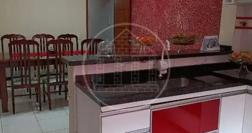 Sobrado à venda, 94 m² por R$ 700.000,00 - Parque das Árvores - São Paulo/SP