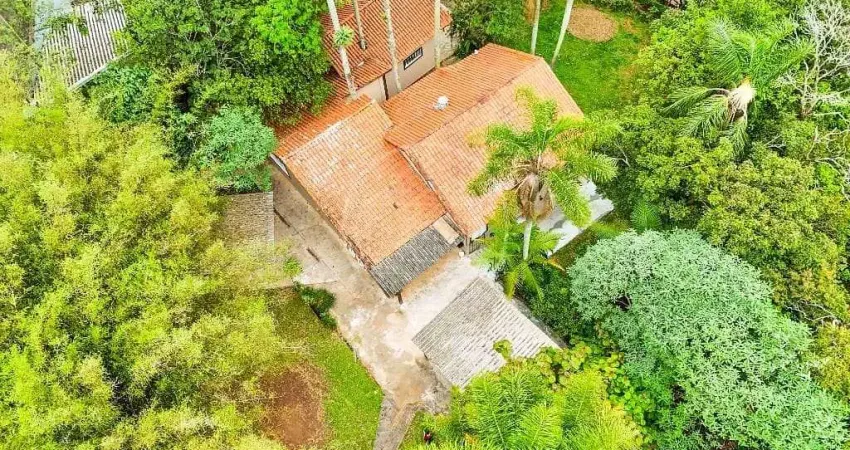 Casa térrea com 3 quartos para venda ou aluguel no Guarapiranga (Praia da Lagoa)