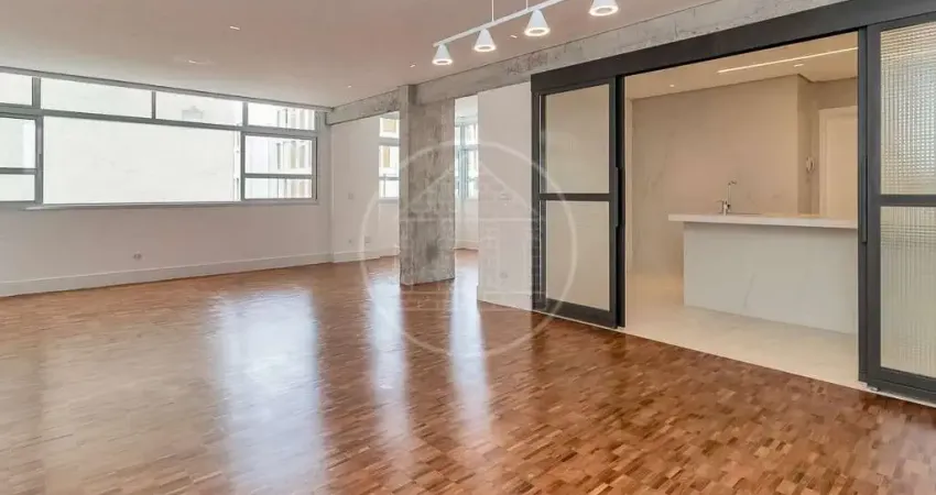 Apto 3dorms, 3 suites, espaçoso 213,50m próximo estacões de metrô Paulista, consolação, Clínicas