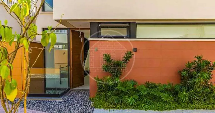 Casa com 4 quartos à venda no Jardim Cordeiro, São Paulo