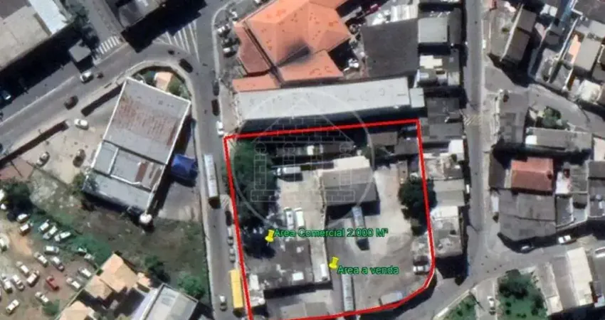 Terreno à venda no Jardim Santa Francisca Cabrini, São Paulo