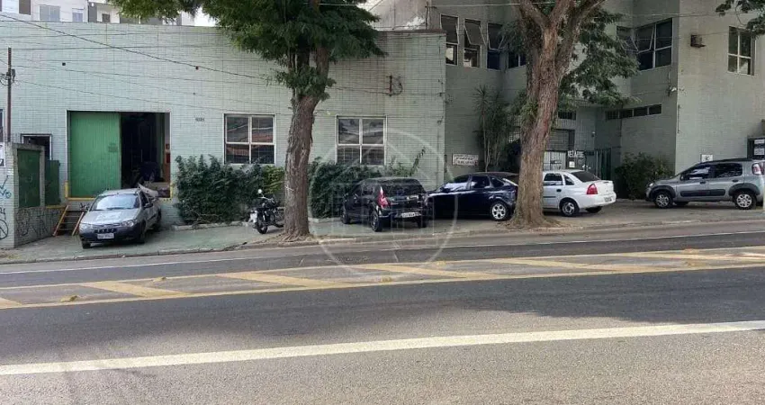 Prédio à venda no Socorro, São Paulo