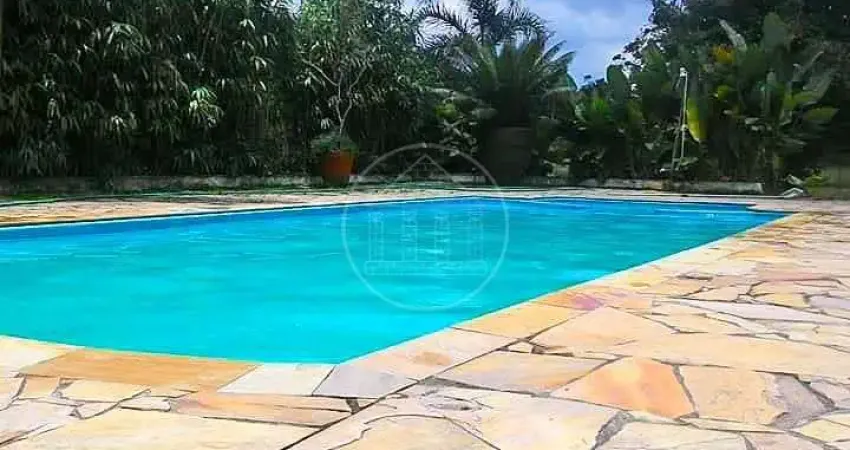 Chácara / sítio com 5 quartos à venda no Parelheiros, São Paulo