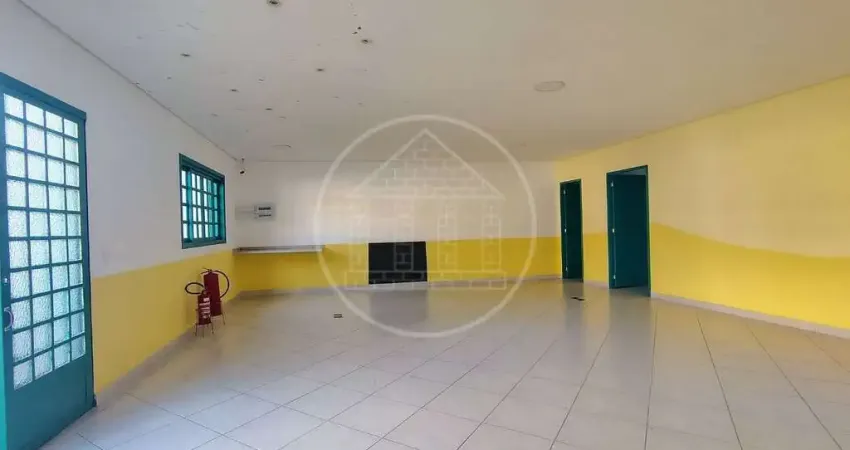 Casa comercial para alugar na Vila Sofia, São Paulo