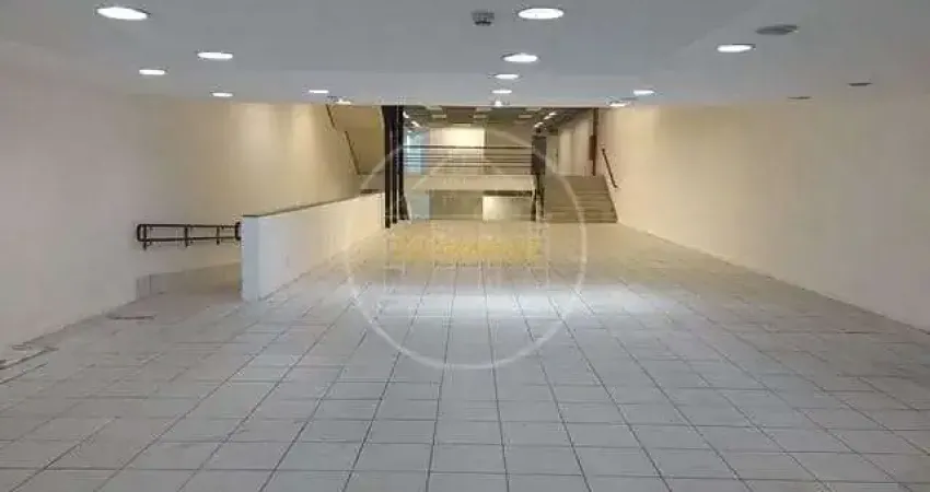 Alugo excelente Prédio comercial em Santo Amaro de 1.474m² total de área construída