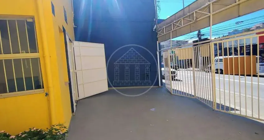 Prédio com 17 salas para alugar no Parelheiros, São Paulo