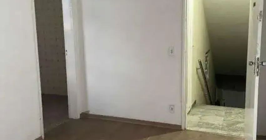 Apartamento com dois quartos para venda em Benfica, Juiz de Fora, MG