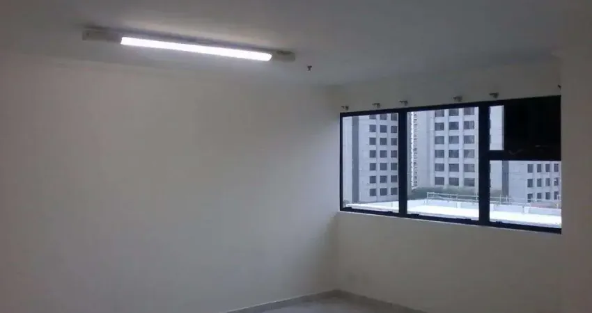 Sala comercial para alugar na Avenida Iraí, 75, Indianópolis, São Paulo