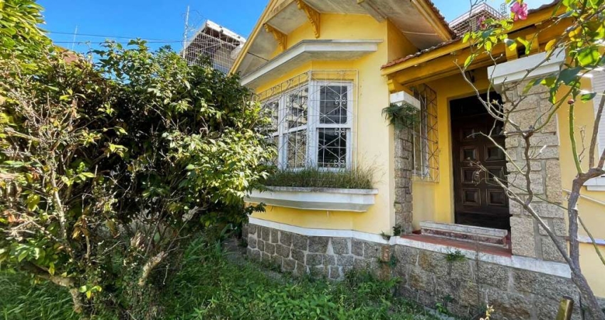Casa com 2 quartos à venda na Rua Presidente Coutinho, 147, Centro, Florianópolis