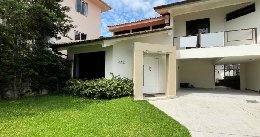 Venda | Casa 3 quartos (1 suíte) + 2 vagas