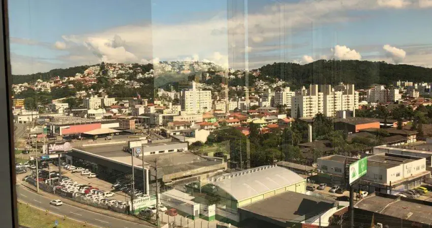 Sala comercial à venda na Rua Sebastião Furtado Pereira, 60, Barreiros, São José