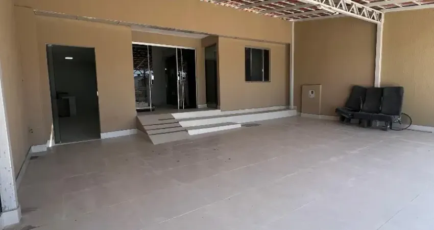 Venda casa—de 3 quartos (1 suíte) — qnl 12 bloco  h — lote 200 metros.. taguatinga norte.