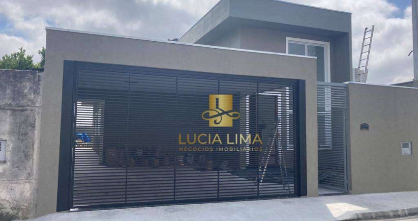 Casa MARAVILHOSA, com 3 dormitórios à venda, 166 m² por R$ 840.000 - Villa Branca - Jacareí/SP