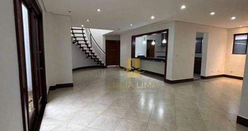 Sobrado dos SONHOS para ALUGAR ESPAÇO GOURMET,  com 4 SUÍTES,  295 m² por R$ 7.500/mês - Villa Branca - Jacareí/SP