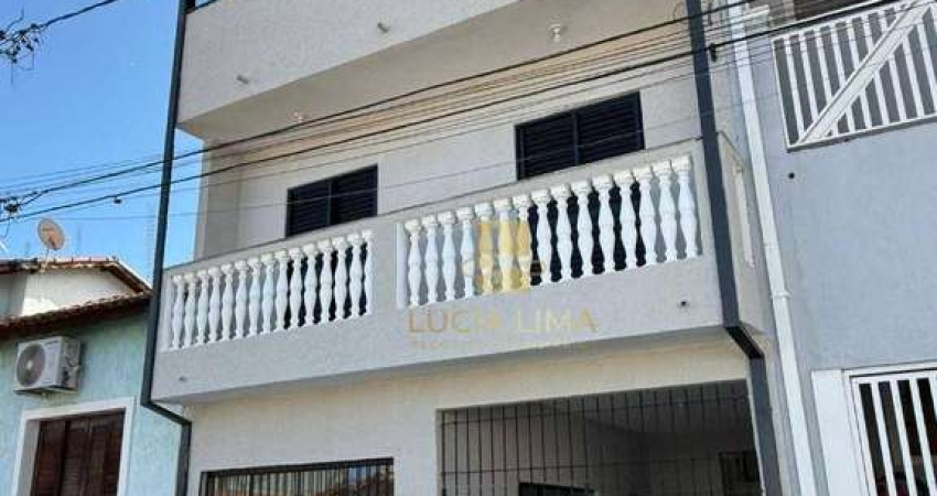 Sobrado INCRÍVEL com ESPAÇO GOURMET,  3 dormitórios à venda por R$ 690.000 - Santana - São José dos Campos/SP