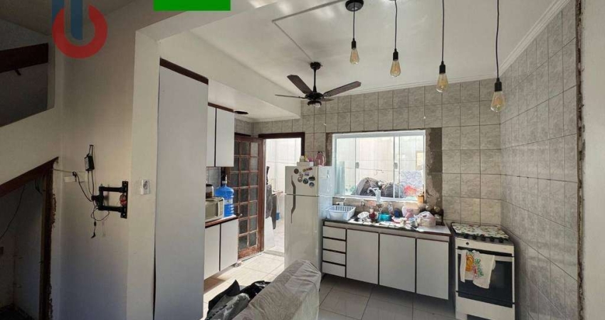 Village com 2 dormitórios para alugar, 75 m² por R$ 2.800,00/mês - Centro - Bertioga/SP