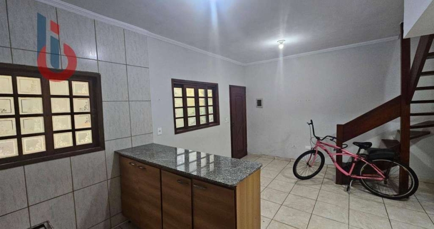 Village com 3 dormitórios para alugar, 83 m² por R$ 2.000,00/mês - Maitinga - Bertioga/SP