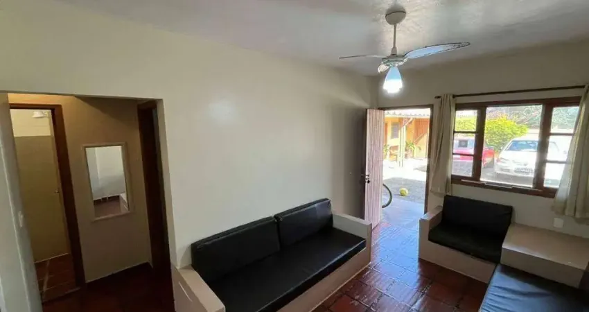Casa com 1 dormitório para alugar, 51 m² por r$ 1.800,00/mês - centro - bertioga/sp