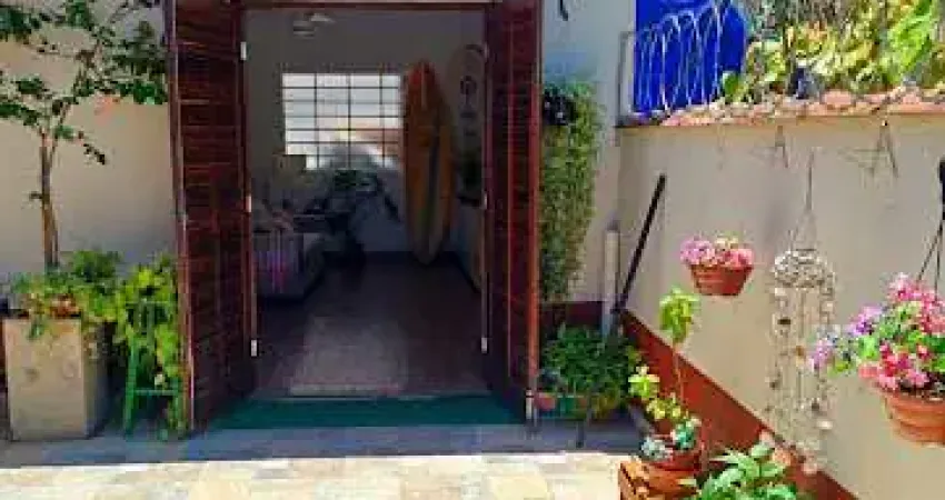 Casa com 3 dormitórios para alugar, 150 m² por R$ 4.000,00 - Centro - Bertioga/SP