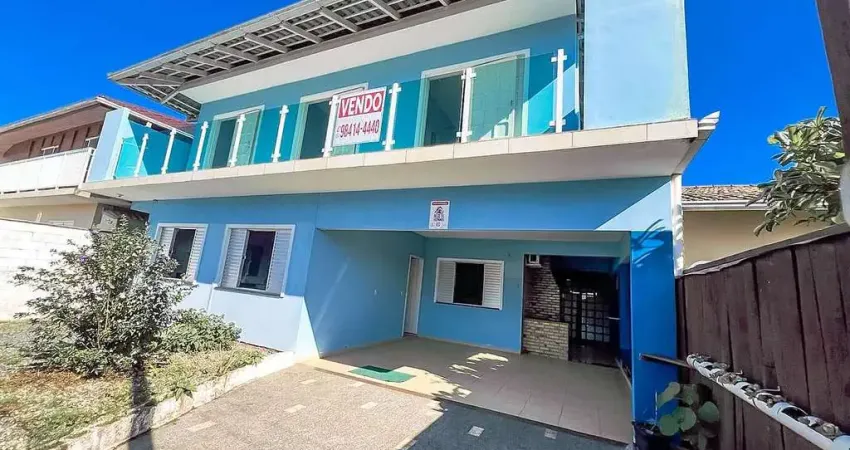 Oportunidade imperdível! casa espaçosa com 5 quartos, terreno de 324m², a poucos metros da praia da itajuba.