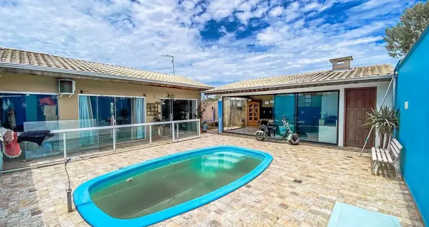 Casa com 2 dormitórios à venda, 280 m² por R$ 800.000 - Itacolomi - Balneário Piçarras/SC