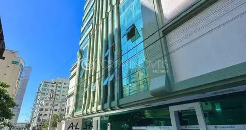 Luxo à beira-mar: residencial malibu, seu refúgio em meia praia