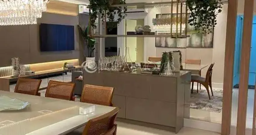 Apartamento com 3 quartos à venda na Rua 319, 1, Meia Praia, Itapema