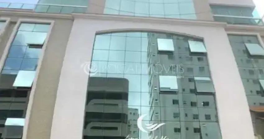 Luna del mare - 03 suítes mobiliado na quadra do mar à venda em meia praia itapema sc