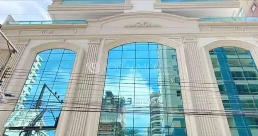 Residencial monte carnelo: luxo e conforto em meia praia com 2 vagas e lazer completo!