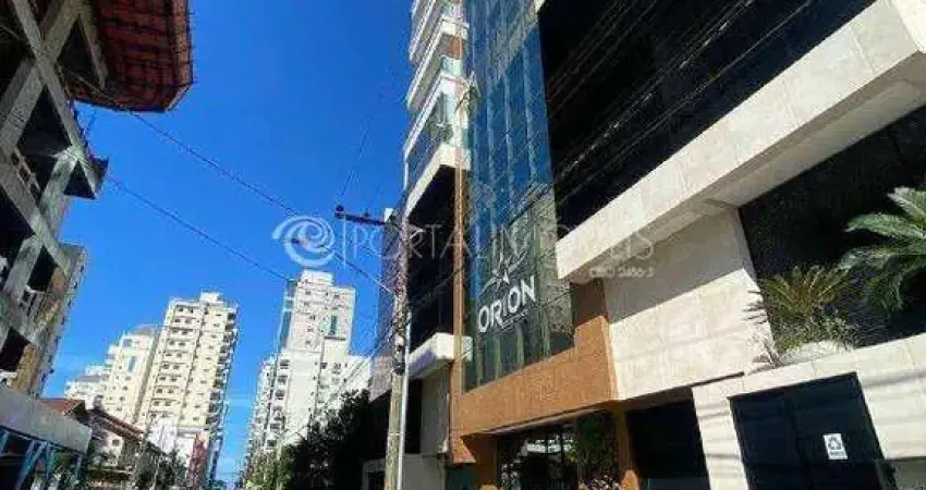 Residencial orion: luxuoso apartamento quadra mar com 4 suítes e 3 vagas de garagem em meia praia