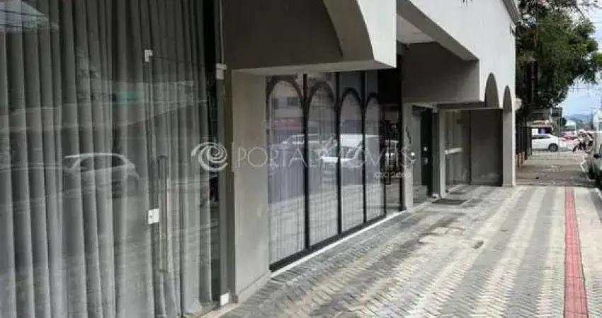 Sala comercial com 1 sala à venda na Rua 207, 443, Meia Praia, Itapema