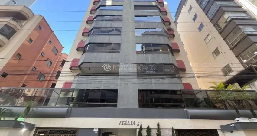 Oportunidade na meia praia – amplo, mobiliado e com sacada com churrasqueira