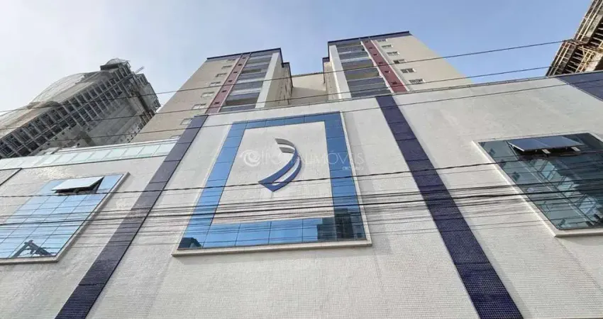 Mobiliado e decorado – 2 dormitórios com lazer completo na meia praia