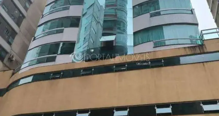 Apartamento com 4 quartos à venda na Rua 246, 200, Meia Praia, Itapema