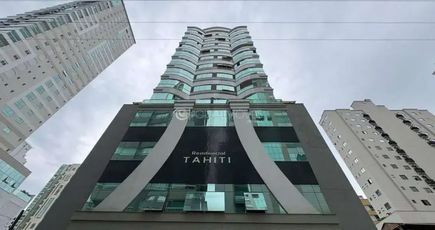 Apartamento mobiliado com 3 suítes e ar condicionado no residencial tahiti – meia praia, itapema