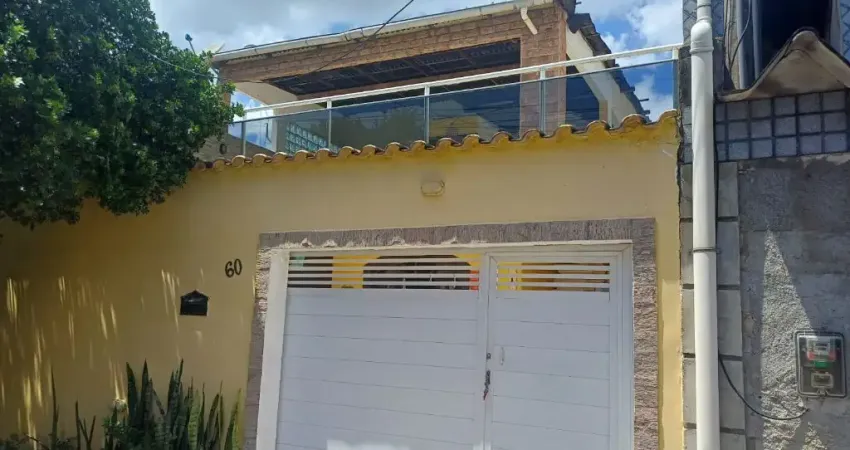 Casa com 3 dormitórios em Campo Grande,  Próximo ao Park Shopping.