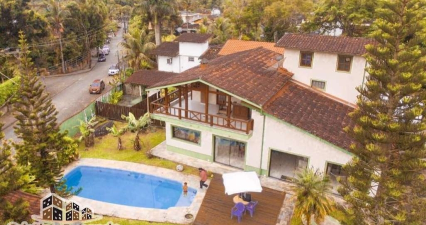 Casa com 4 quartos à venda no Água Branca, Ilhabela 