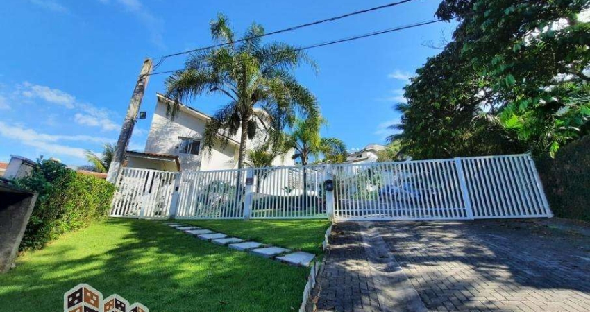 Casa em condomínio fechado com 2 quartos à venda no Cigarras, São Sebastião 