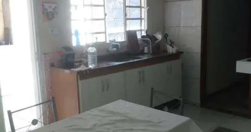 Casa com 2 quartos à venda no Jardim Olaria, Caraguatatuba 