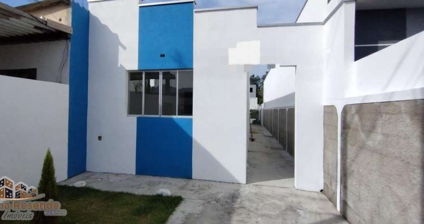 Casa com 2 quartos à venda no Balneário dos Golfinhos, Caraguatatuba 