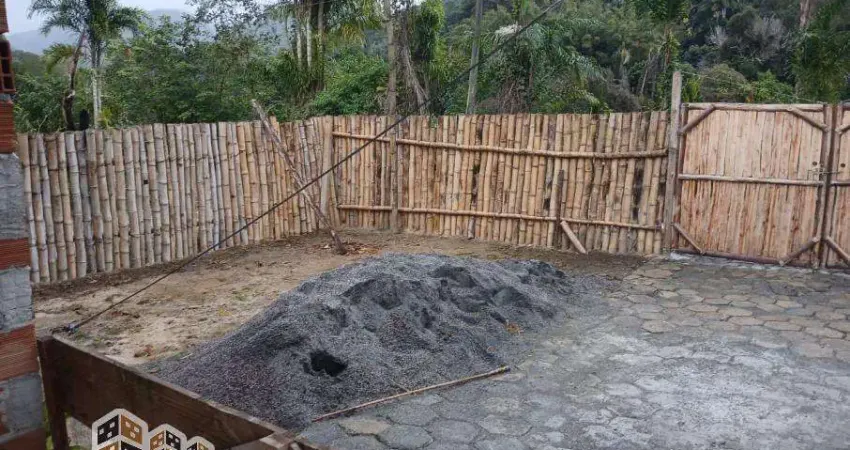 Casa com 2 quartos à venda no Pegorelli, Caraguatatuba 