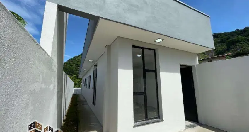 Casa com 2 quartos à venda no Tinga, Caraguatatuba 