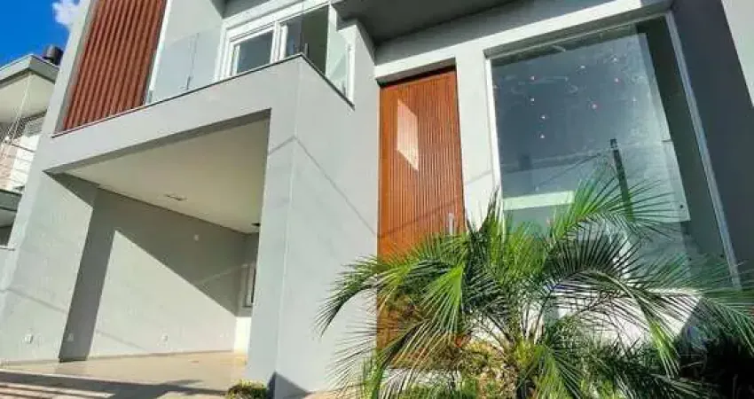 Belíssimo sobrado de altíssimo padrão para venda, 3 suítes em canoas