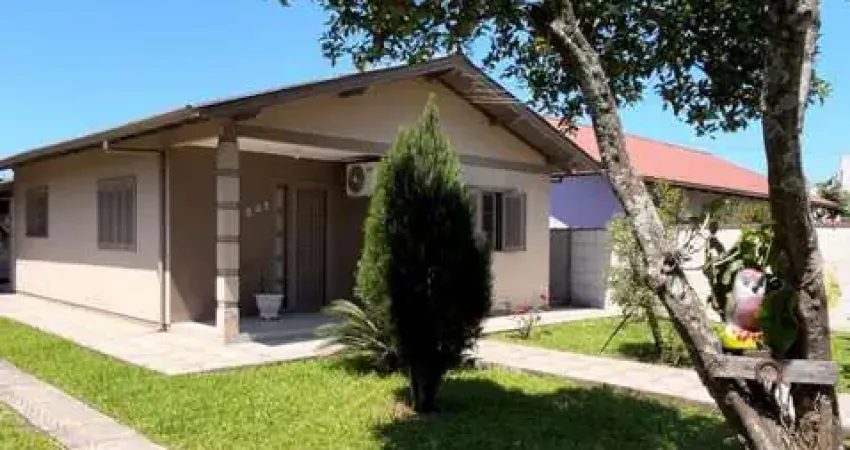 Casa com 2 quartos à venda no Olaria, Canoas 