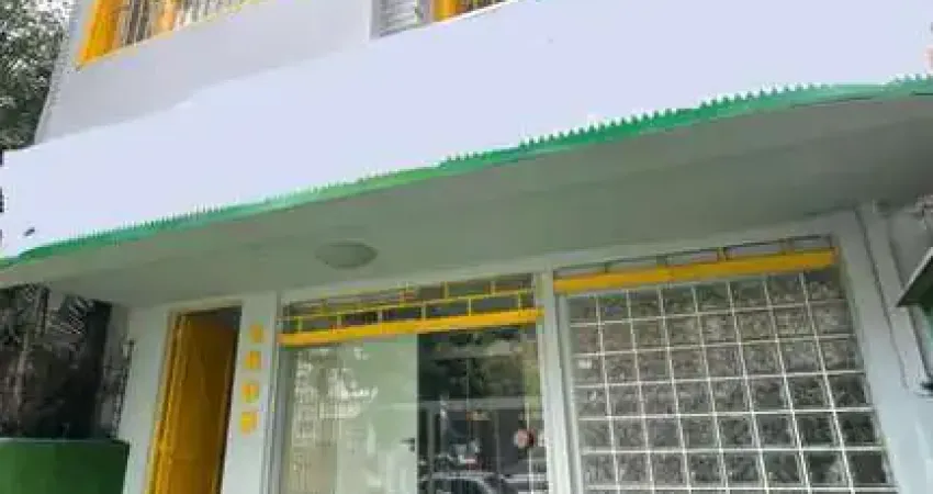 Prédio à venda no São Geraldo, Porto Alegre