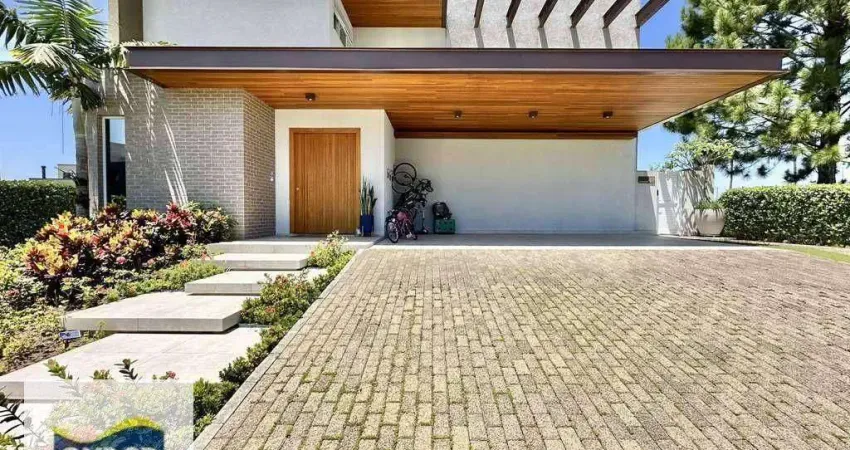 Casa à venda, 345 m² por R$ 3.750.000,00 - Alphaville Granja Viana - Carapicuíba/SP